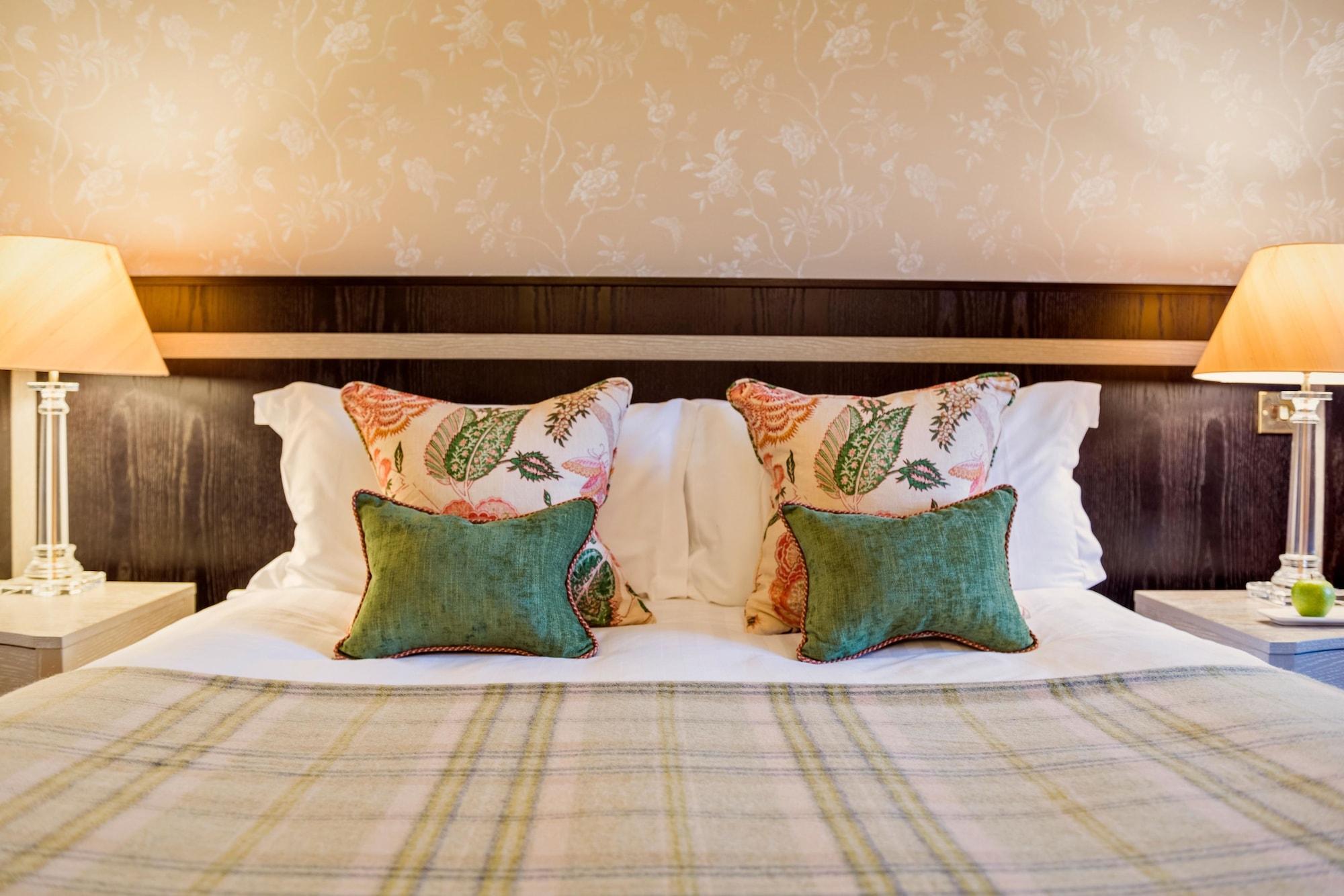 Careys Manor Hotel & Senspa Brockenhurst Bagian luar foto