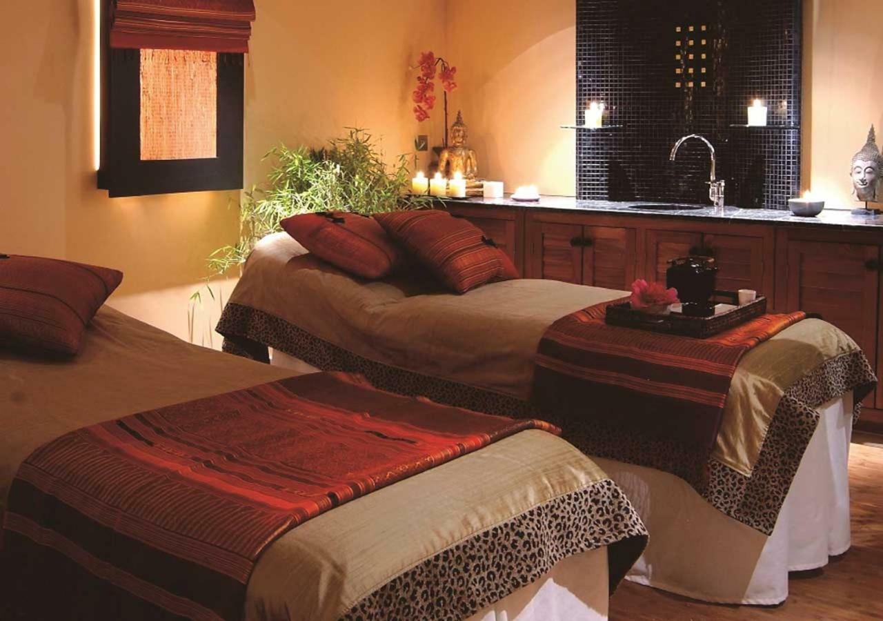 Careys Manor Hotel & Senspa Brockenhurst Bagian luar foto